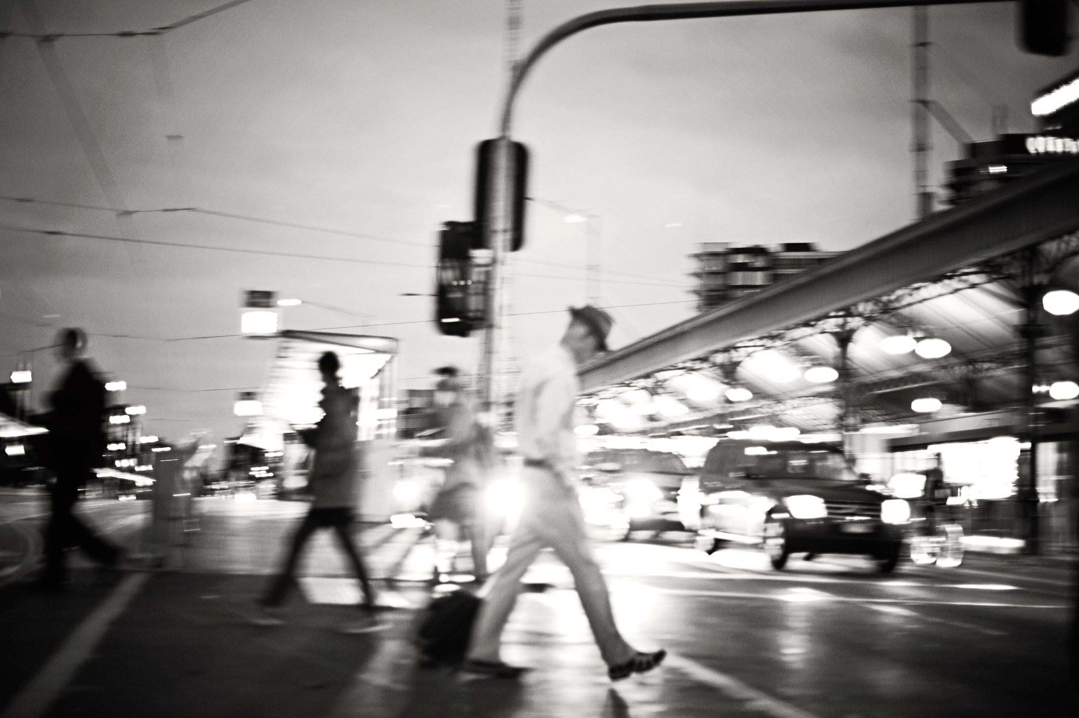 CITY MORNING BLUR