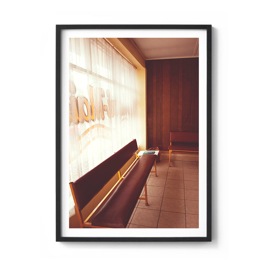 RETRO LAUNDRETTE