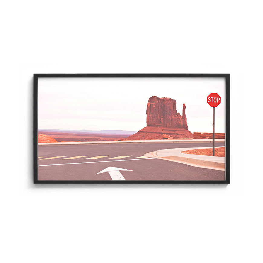 MONUMENT VALLEY AHEAD